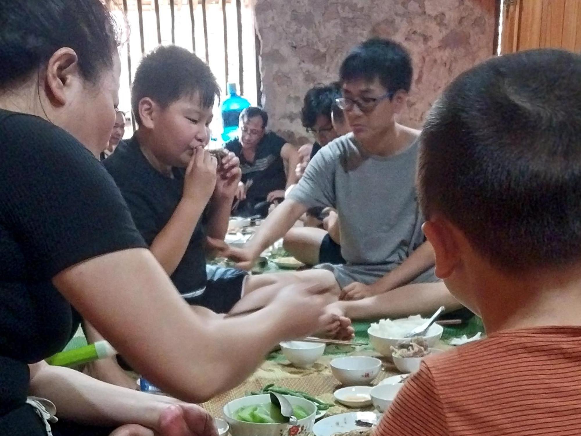 קאו באנג Trieu Hoan Homestay מראה חיצוני תמונה