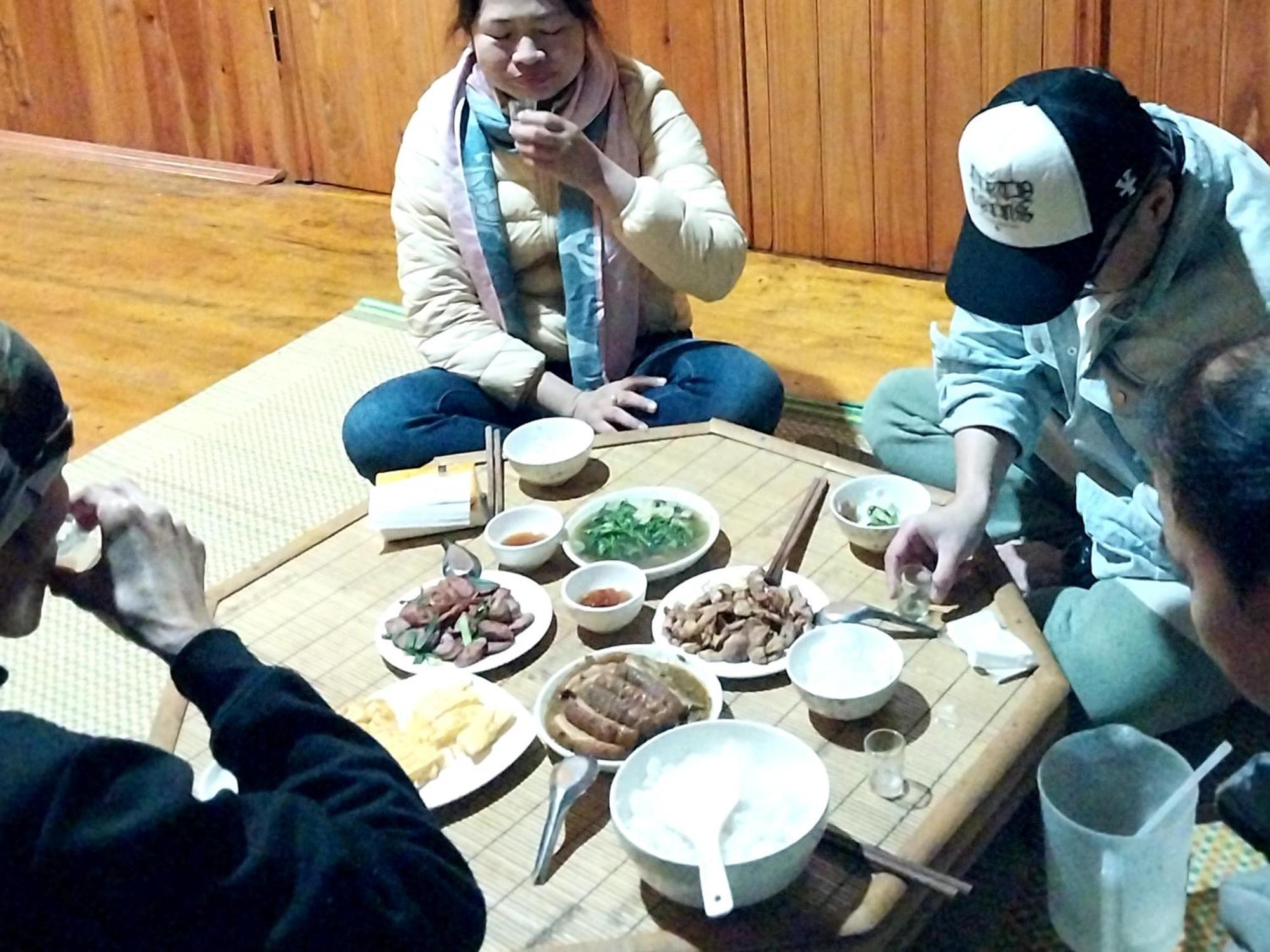 קאו באנג Trieu Hoan Homestay חדר תמונה